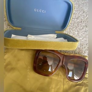 Gucci sunglasses